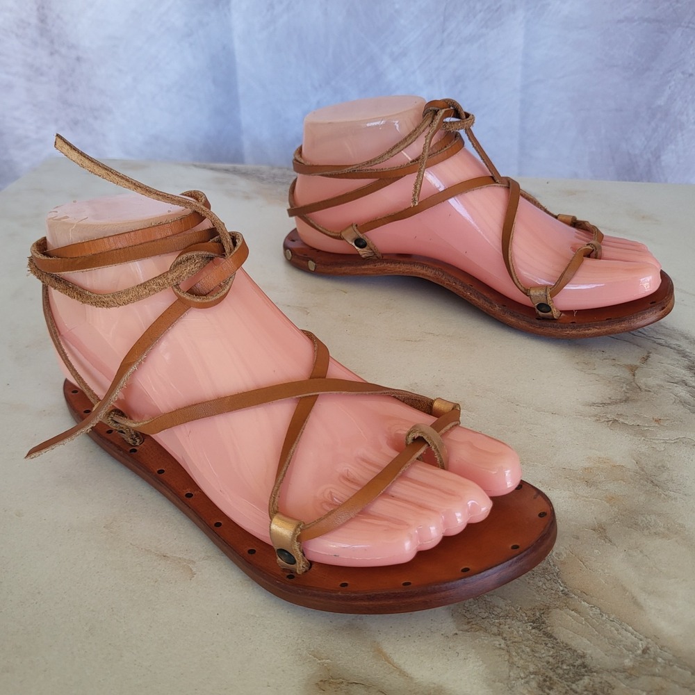 Beek Lace Up Ankle Strap Thong Leather Gladiator Sandals Size 6 Women's Brown